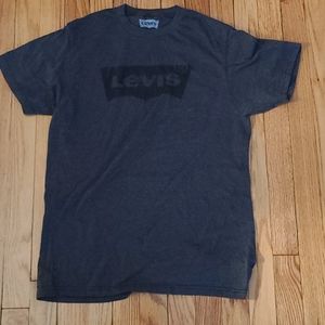 Levi's T shirt Medium